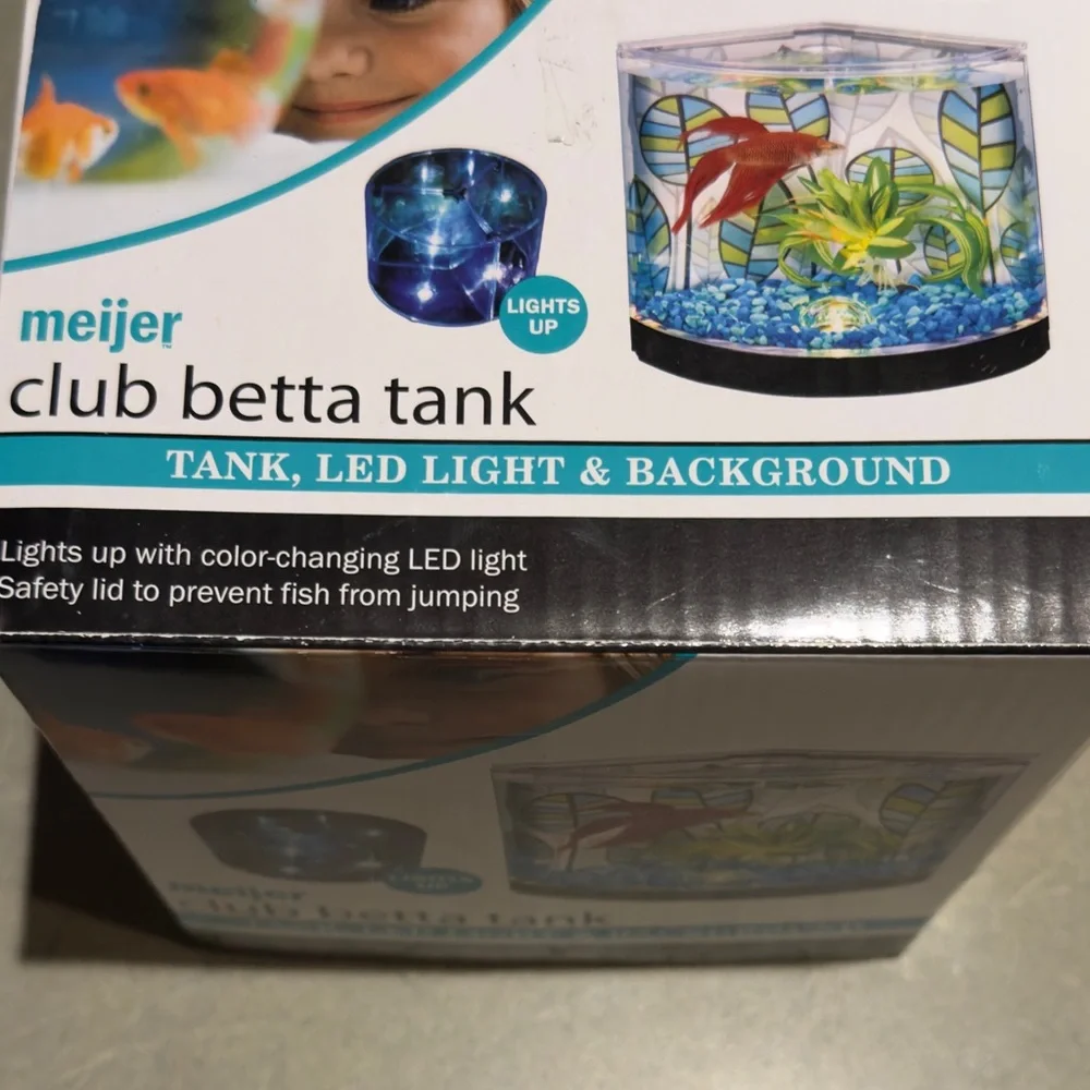 Club Betta fish Tank with LED Light